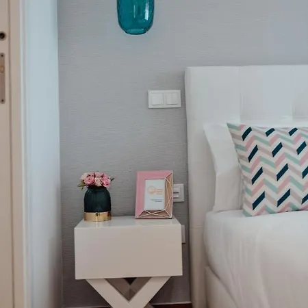 Yellow Sweet - Maria E Beatriz Vakantiehuis