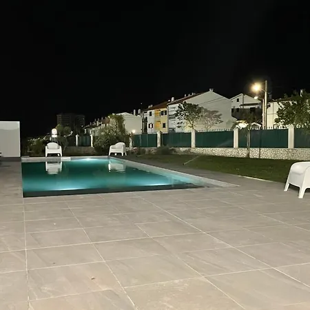 Holiday home Yellow Sweet Home - Maria, Beatriz E Marbia Nazare