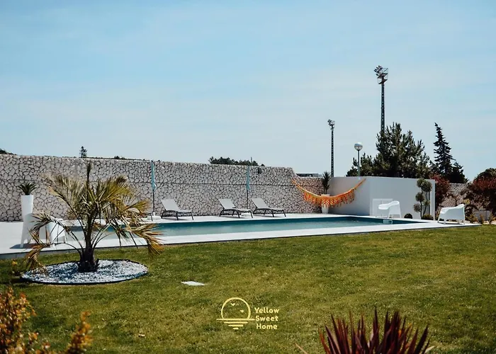 度假居 Yellow Sweet - Maria E Beatriz *