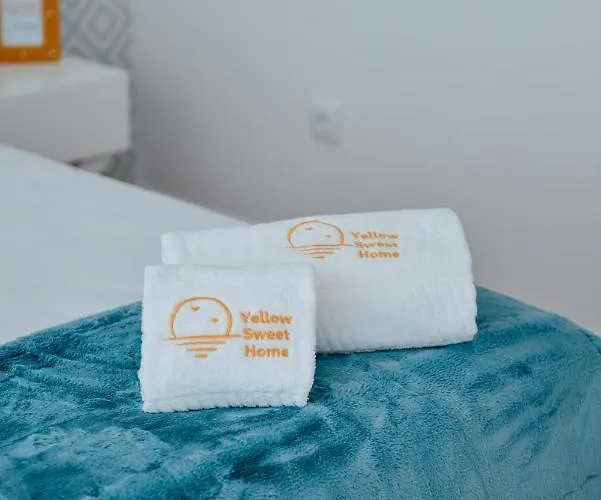 Yellow Sweet - Maria E Beatriz * 纳扎雷