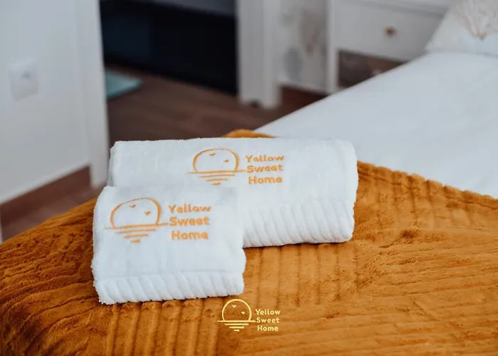 度假居 Yellow Sweet - Maria E Beatriz