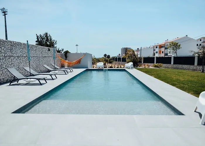 Yellow Sweet - Maria E Beatriz